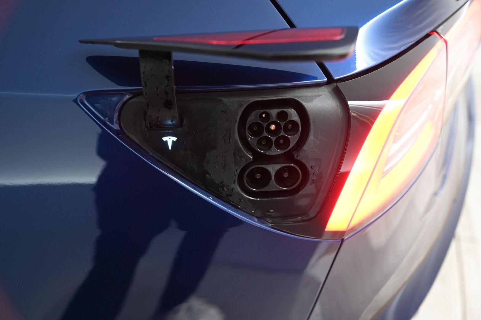 Tesla Model 3 2019 Standard Range Plus RWD * Lasikatto / Acc / Peruutuskamera / Musta Nahkasisusta* - Akku kuntotarkastettu! / Pitkä leima!