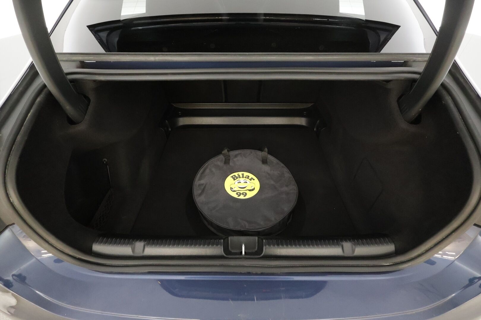 Mercedes-Benz EQE 2024 500 AMG 4MATIC * Hyperscreen / Distronic+ / Burmester / 360° / HUD / Digital Light / Koukku / Muistipenkit / Panorama * - Akku kuntotarkastettu! / Kahdet renkaat aluvanteilla / Merkkihuollettu / Supervarusteet