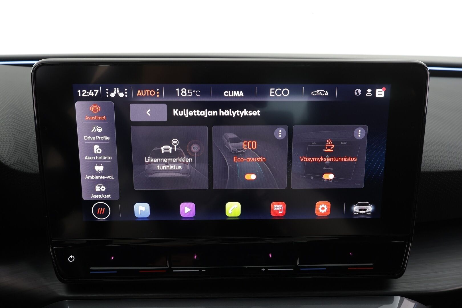 CUPRA Leon Sportstourer 2021 1,4 PHEV 180 kW e-HYBRID DSG * Sisätilanlämmitin / ACC / LED / Puolinahat / Navi / Kaistavahti / Keyless * - Kahdet renkaat - HULLU BLACKWEEK KORKOTARJOUS 2,49%