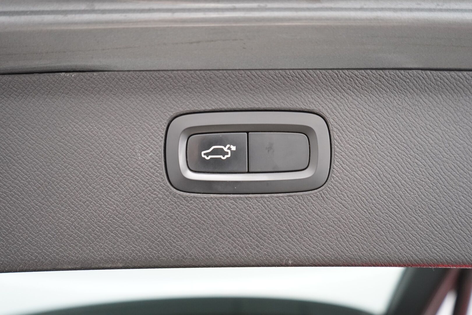 Volvo XC90 2020 T8 TwE AWD Inscription aut 7-p *ACC / Webasto / Koukku / Kamera / Muistipenkit / Pilot assist* - Jakopää juuri tehty / 7- Paikkainen / Juuri huollettu / Orrefors Sweden