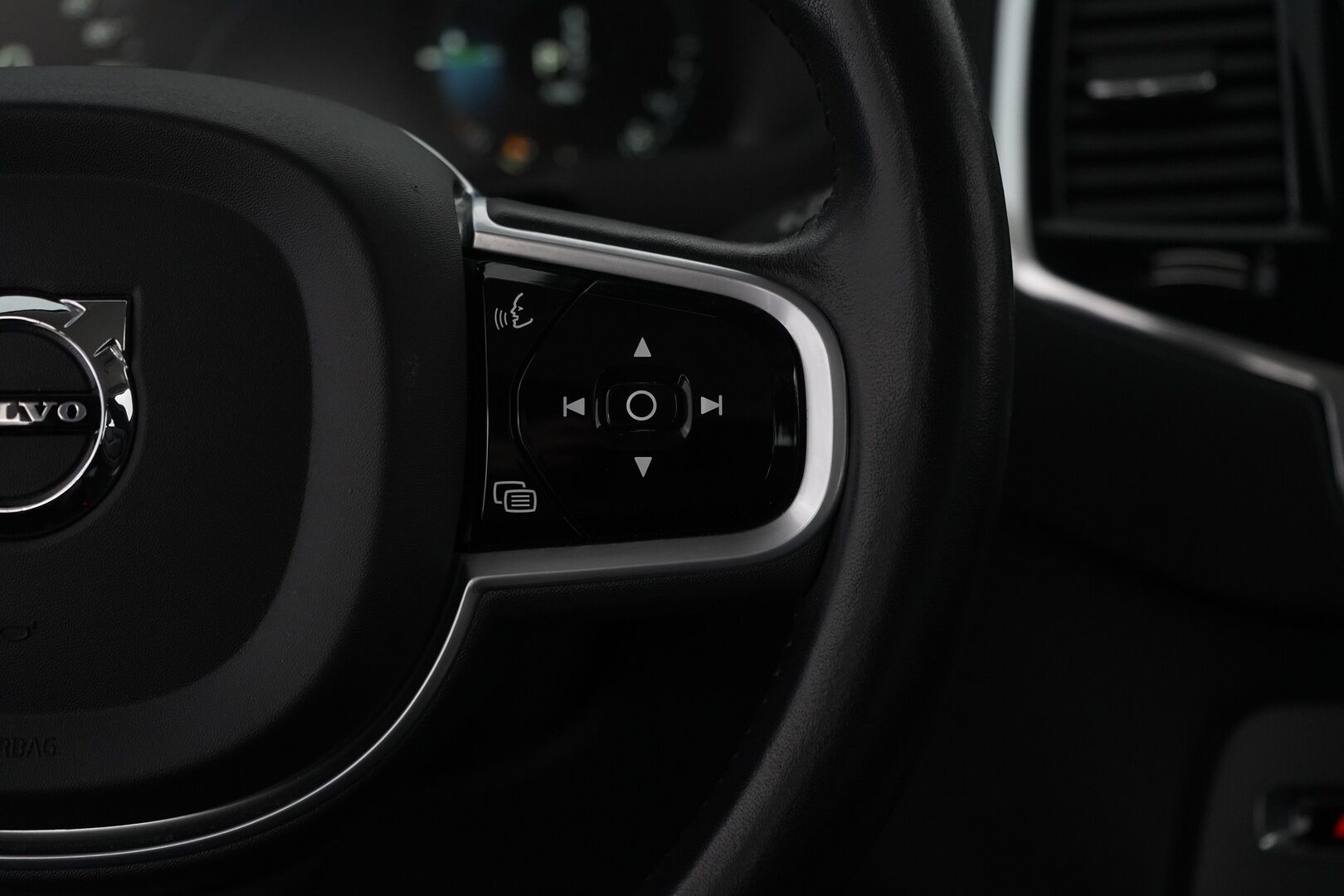 Volvo XC90 2020 T8 TwE AWD Inscription aut 7-p *ACC / Webasto / Koukku / Kamera / Muistipenkit / Pilot assist* - Jakopää juuri tehty / 7- Paikkainen / Juuri huollettu / Orrefors Sweden