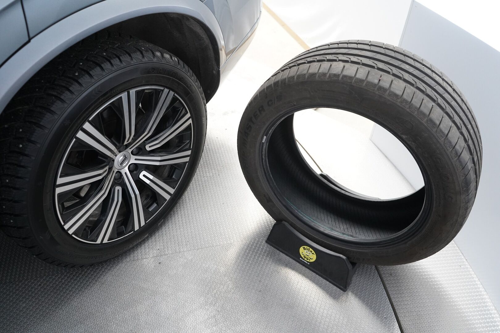 Volvo XC90 2020 T8 TwE AWD Inscription aut 7-p *ACC / Webasto / Koukku / Kamera / Muistipenkit / Pilot assist* - Jakopää juuri tehty / 7- Paikkainen / Juuri huollettu / Orrefors Sweden