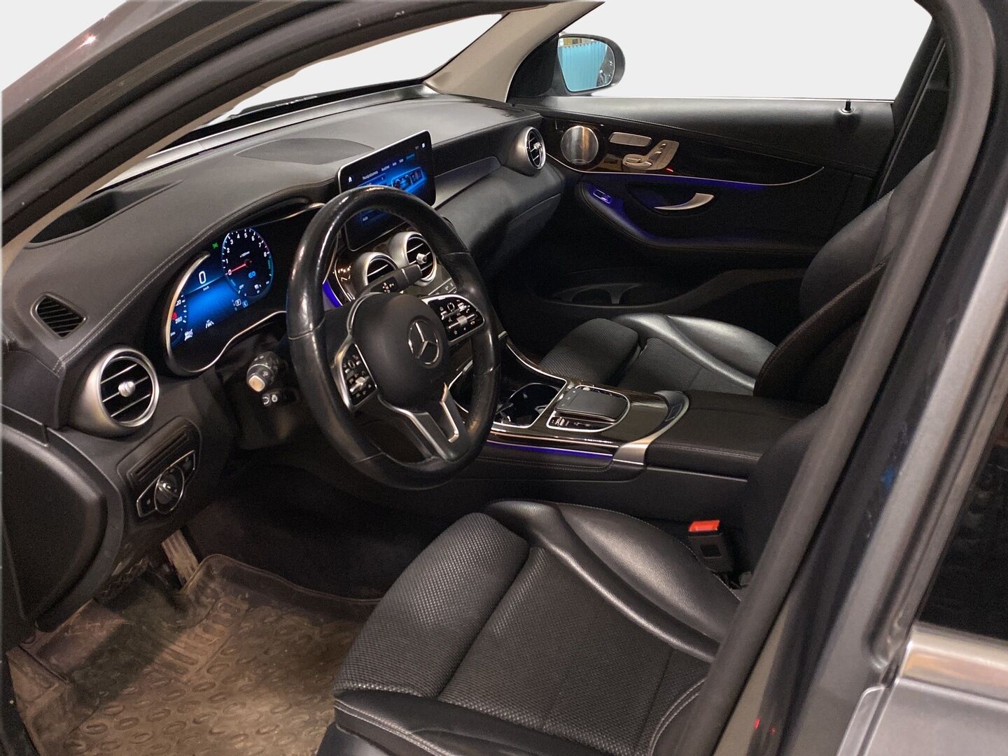 Mercedes-Benz GLC 2020 300 e 4MATIC A Business EQ Power * Digimittaristo / DTR+Q / Burmester / Muistipenkit / Koukku / HUD / P.kamera * - Huikeat varusteet! Multibeam / IHC+ / Kahdet hyvät renkaat / BLIS / Navi / Lämmitettävä ratti / Muistipaketti / Keylessgo / Puolinahat / Sporttipenkit / Panorama - HULLUT AVAJAISHULINAT KORKOTARJOUS 3,29 %