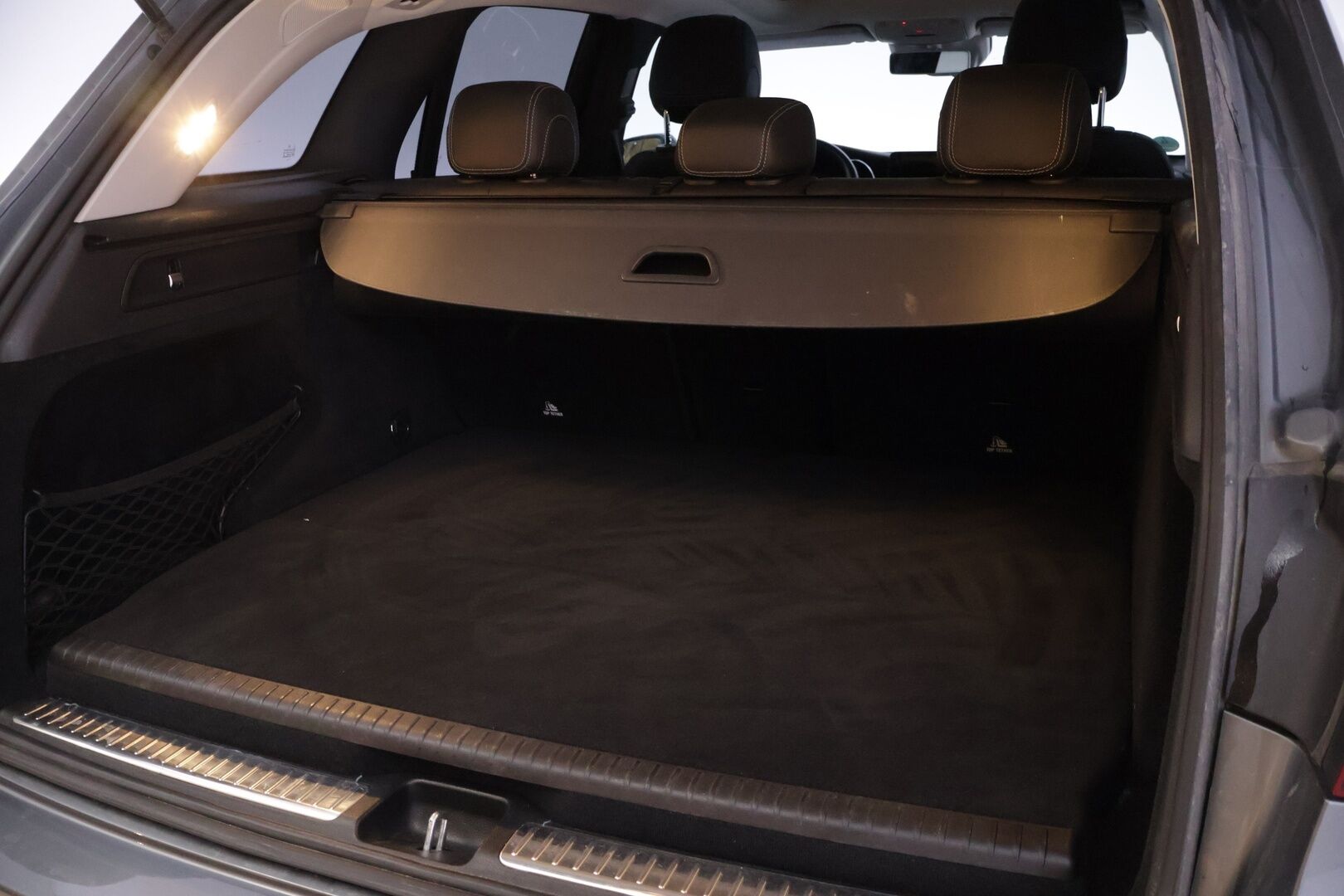 Mercedes-Benz GLC 2020 300 e 4MATIC A Business EQ Power - Digimittaristo | DTR+Q | Burmester | Muistipenkit | Koukku | HUD | P.kamera | Kahdet hyvät renkaat