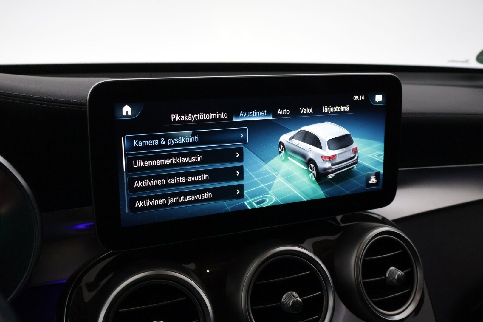 Mercedes-Benz GLC 2020 300 e 4MATIC A Business EQ Power - Digimittaristo | DTR+Q | Burmester | Muistipenkit | Koukku | HUD | P.kamera | Kahdet hyvät renkaat