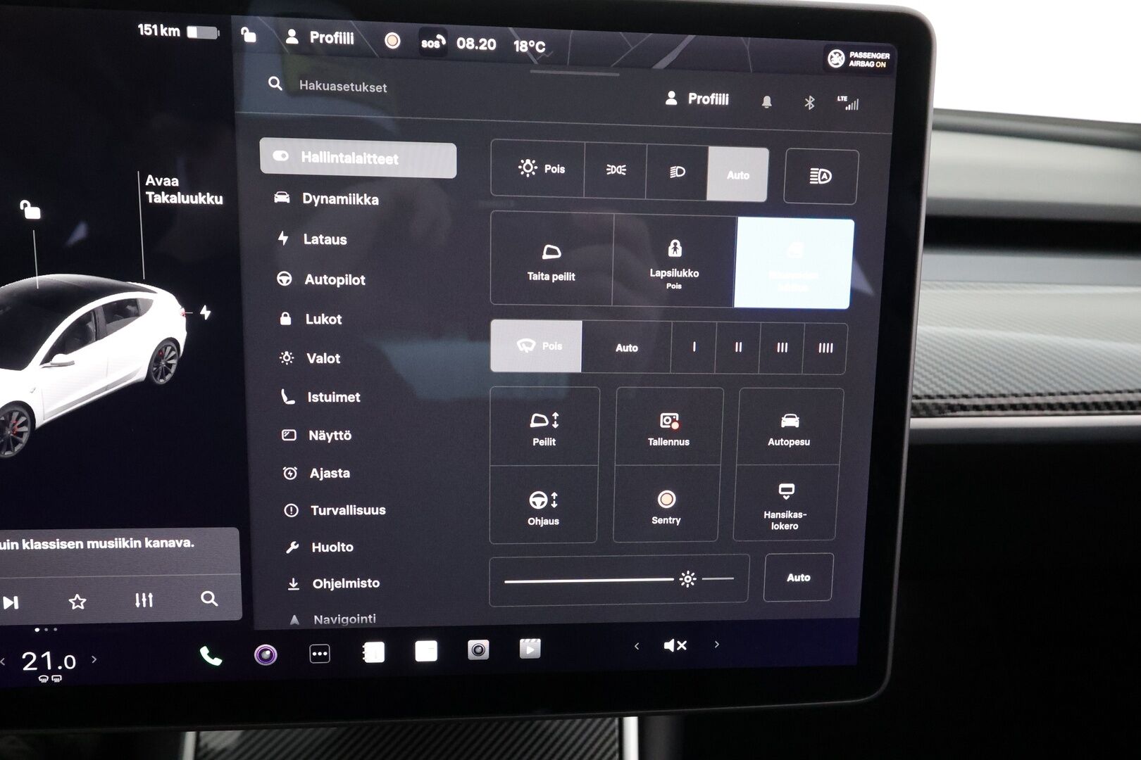 Tesla Model 3 2020 Long-Range Dual Motor AWD * ACC / Lasikatto / LED / P.kamera / Muistipenkki / Premium Audio / Navi / Kaistavahti * - 2x Latauskaapelit / * TUNING * - HULLU BLACKWEEK KORKOTARJOUS 2,49%