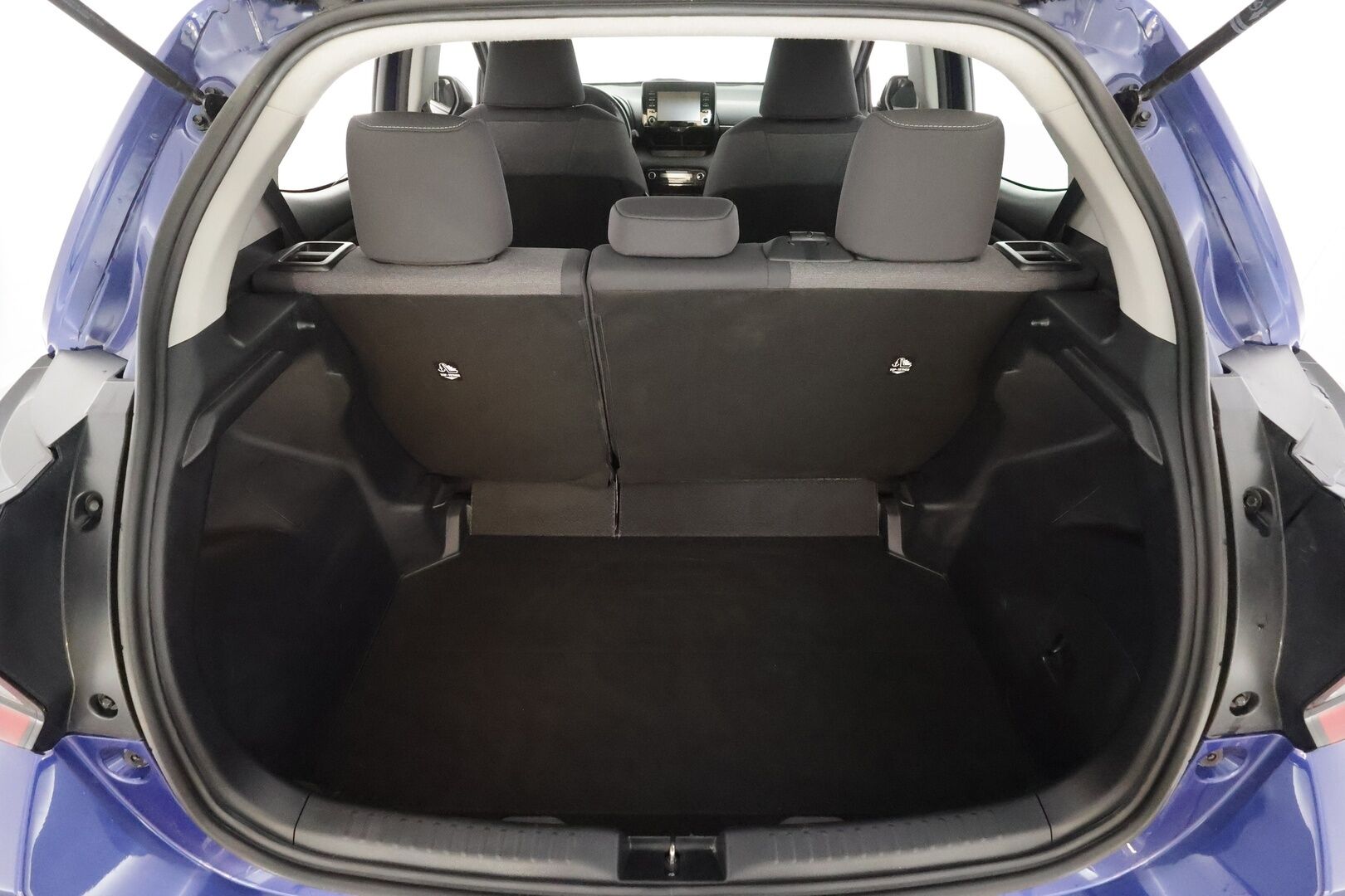 Toyota Yaris 2024 1,5 Hybrid Active * ACC / Kaistavahti / P.Kamera / Apple&Android / Autom.ilmastointi / 2x Renkaat / ALV * - 1.Om Suomi-auto / Merkkihuollettu - HULLUT AVAJAISHULINAT KORKOTARJOUS 3,29 %