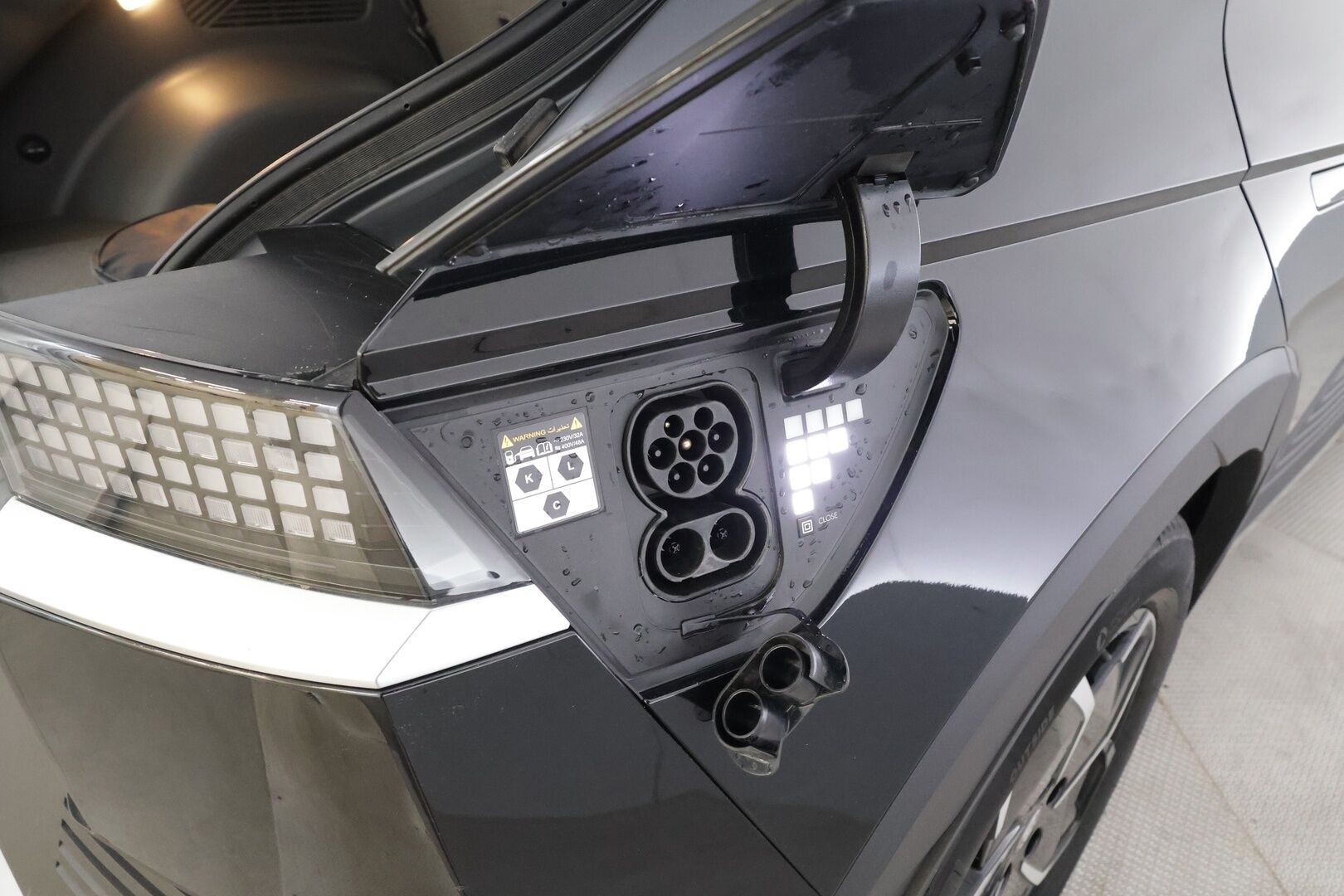 Hyundai IONIQ 5 2025 77 kWh 229 hv Style Ultra Charged Edition - | ACC | ILP | Sähköpenkki | Puolinahat | V2L | P.kamera | HDA | BSM | LED | Lämm. ratti | Sähk. takaluukku | 1-om suomiauto | 2x renkaat aluin |