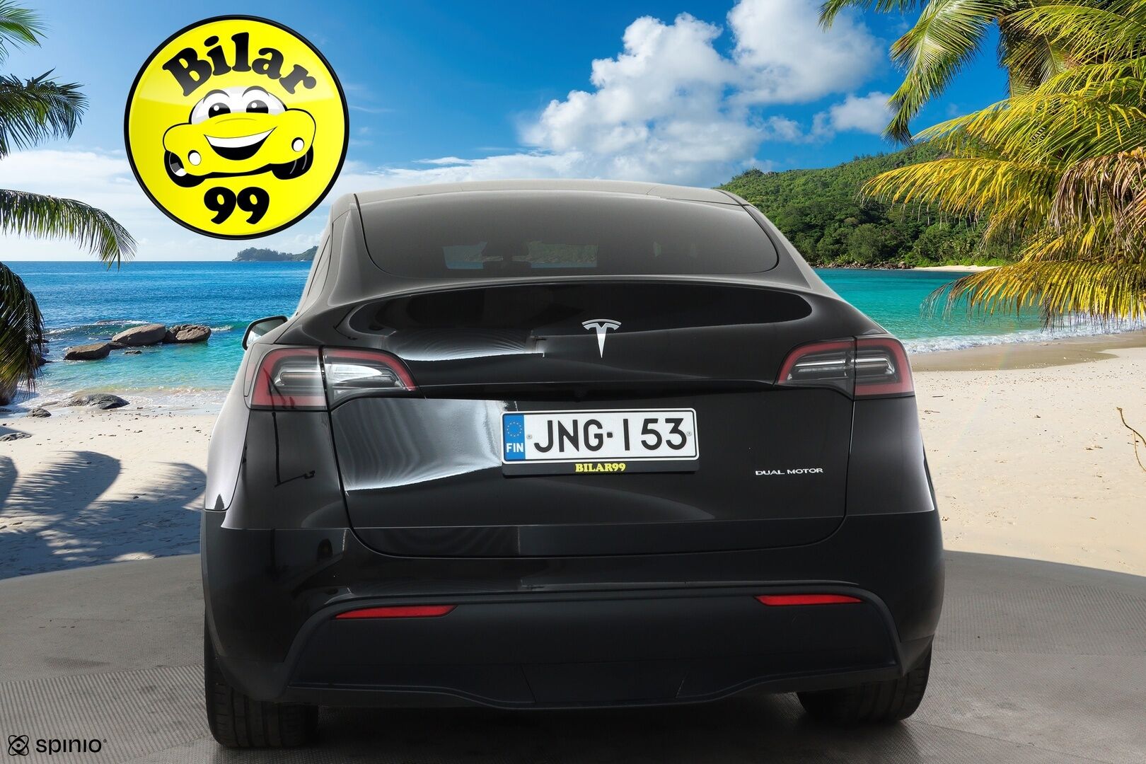 Tesla Model Y 2023 Long Range **Lämpöpumppu / Lasikatto / Matrix-LED / Adapt.Vakkari / P.Kamera / Muistipenkki / Koukku / Navi / Keyless** - 3,99 % KORKOTARJOUS TÄHÄN AUTOON - 1-om suomi-auto / 2x Latauskaapelit / Kahdet Renkaat