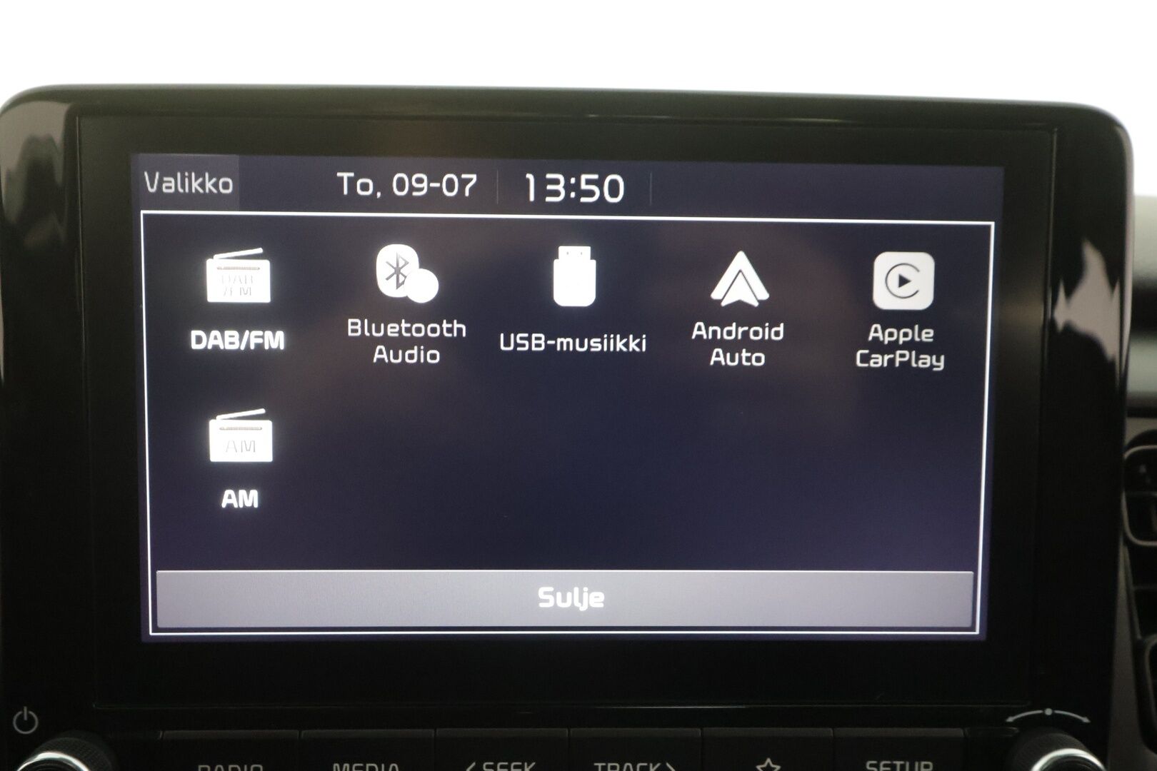 Kia Stonic 2024 1,0 T-GDI 100hv LX DCT - | Vakkari | Facelift | 1-om suomiauto | Merkkihuollot | Lämm. ratti | Apple & Android | Bluetooth | Penkinlämmittimet | Ilmastointi | 2x renkaat | 