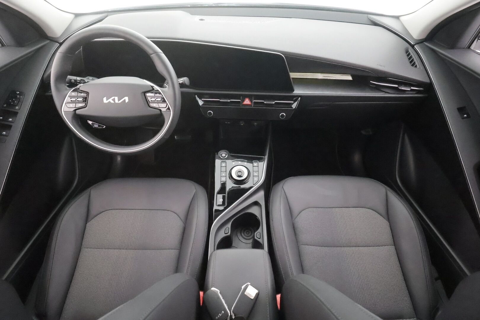 Kia Niro 2024 EX 64,8kWh 204hv - | ILP | ACC | LED | P.Kamera | Navi | Kaistavahti | Keyless | HDA | Digimittaristo | 1-om Suomi-auto | Merkkihuollettu |