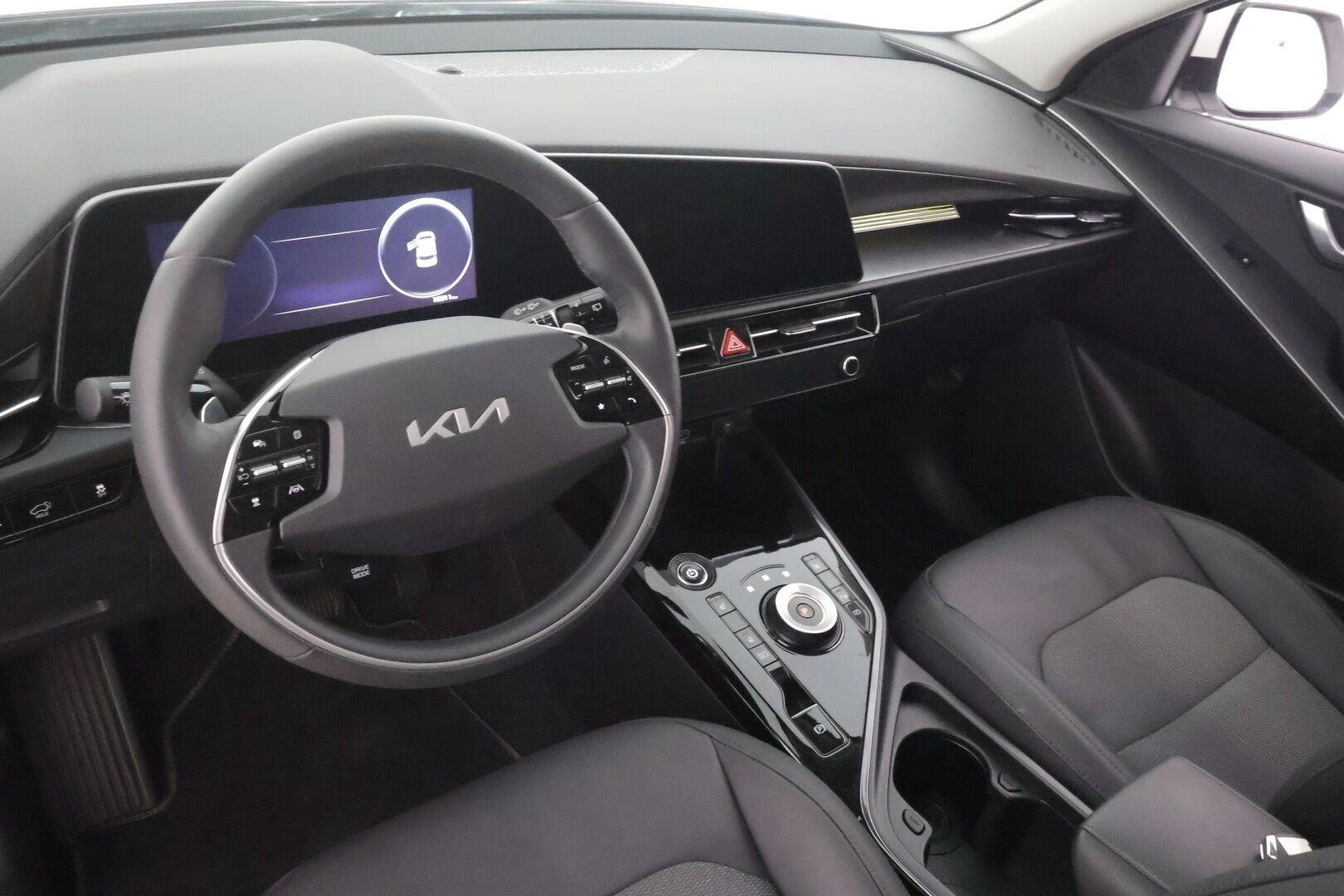 Kia Niro 2024 EX 64,8kWh 204hv - | ILP | ACC | LED | P.Kamera | Navi | Kaistavahti | Keyless | HDA | Digimittaristo | 1-om Suomi-auto | Merkkihuollettu |