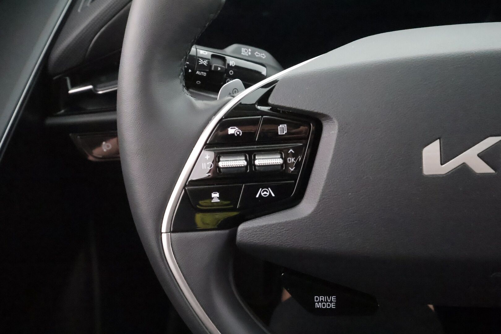 Kia Niro 2024 EX 64,8kWh 204hv - | ILP | ACC | LED | P.Kamera | Navi | Kaistavahti | Keyless | HDA | Digimittaristo | 1-om Suomi-auto | Merkkihuollettu |