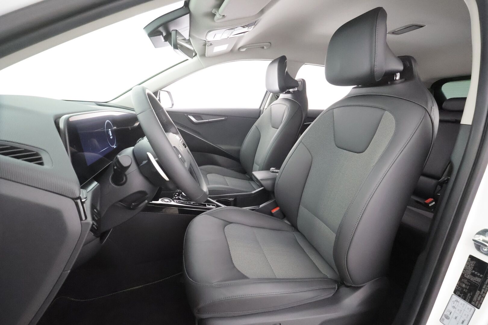 Kia Niro 2024 EX 64,8kWh 204hv - | ILP | ACC | LED | P.Kamera | Navi | Kaistavahti | Keyless | HDA | Digimittaristo | 1-om Suomi-auto | Merkkihuollettu |