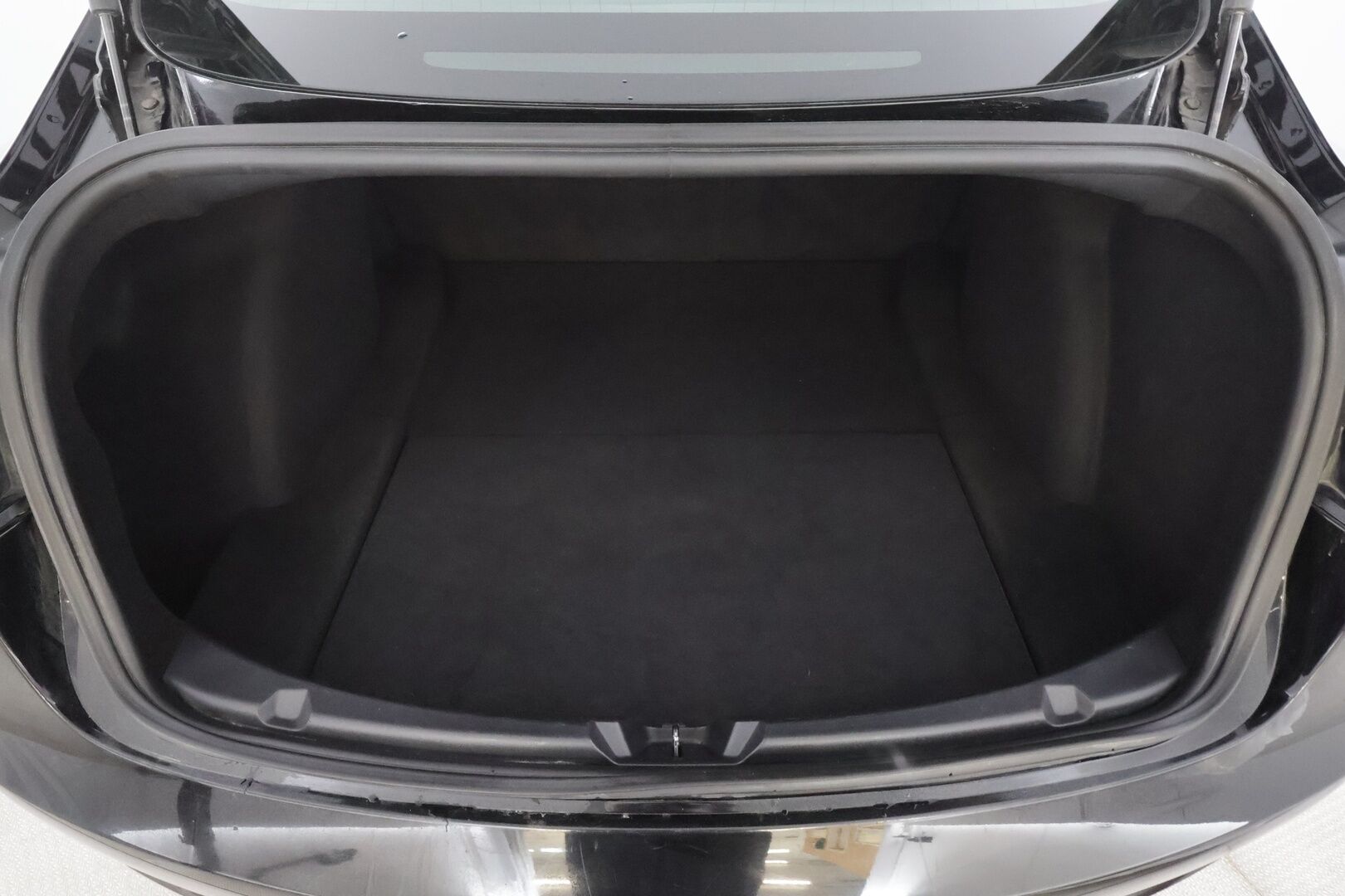 Tesla Model 3 2019 Long-Range Dual Motor AWD - | ACC | Lasikatto | Premium audio | Sähkönahat | Muistipenkki | LED | P.kamera | Akuston esilämmitys | Autosteer | 