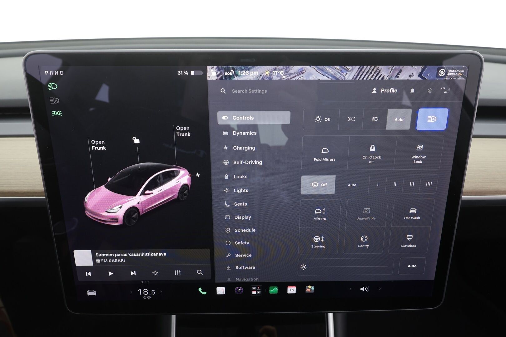 Tesla Model 3 2019 Long-Range Dual Motor AWD - | ACC | Lasikatto | Premium audio | Sähkönahat | Muistipenkki | LED | P.kamera | Akuston esilämmitys | Autosteer | 
