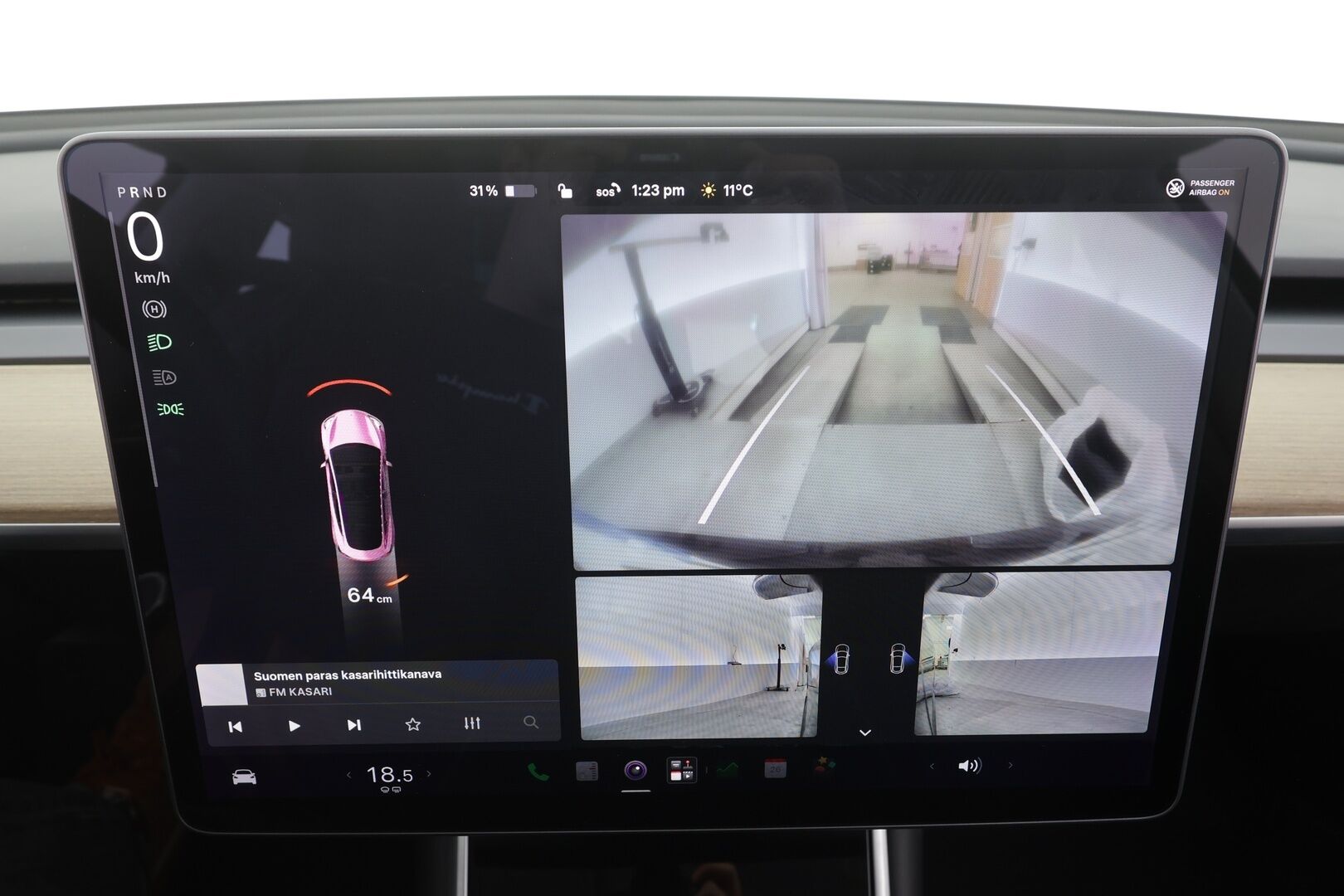 Tesla Model 3 2019 Long-Range Dual Motor AWD - | ACC | Lasikatto | Premium audio | Sähkönahat | Muistipenkki | LED | P.kamera | Akuston esilämmitys | Autosteer | 