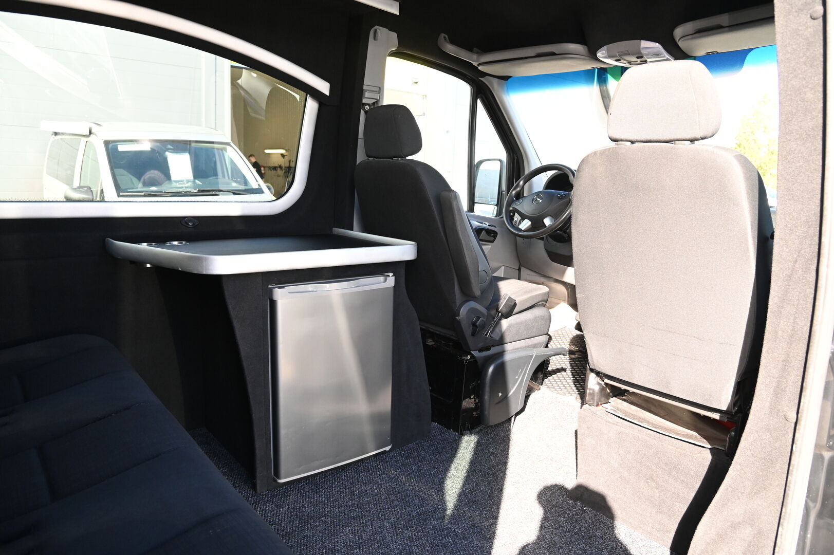 Mercedes-Benz Sprinter 2017 Matkailuauto *2+3 Jatko-ohjaamo / Invertteri / Koukku / Webasto* - *Jääkaappi / P*Kamera*