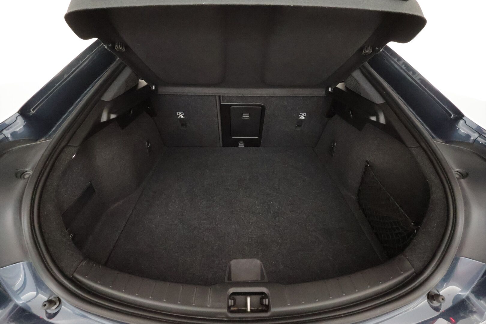 Polestar 2 2023 Long Range Single Motor **Pilot paketti / 360° kamera / Apple&Android / Muistipenkki / Keyless / Sähköluukku** - 3,99 % KORKOTARJOUS TÄHÄN AUTOON - Merkkihuollettu / Akku Kuntotarkistettu!