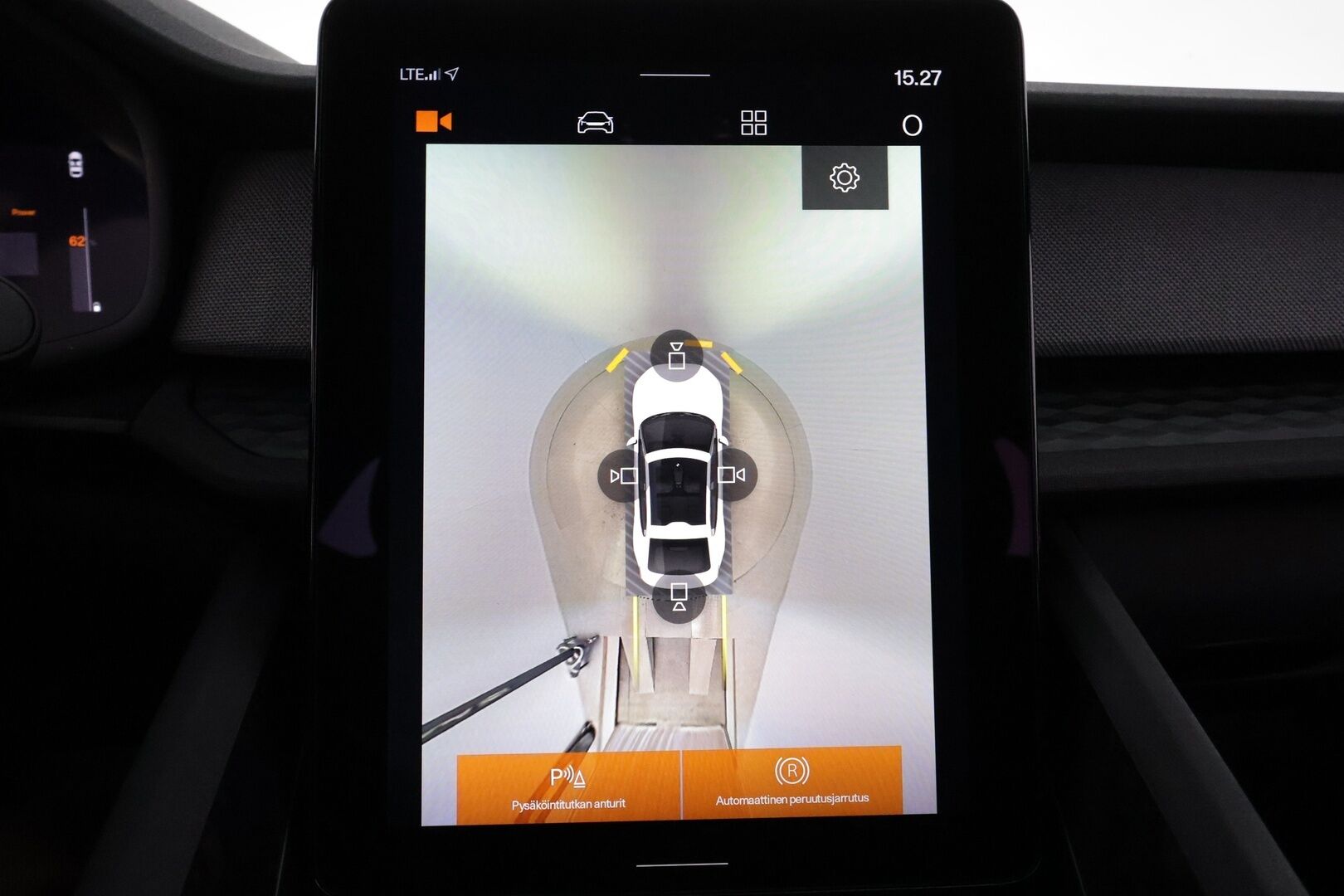Polestar 2 2023 Long Range Single Motor **Pilot paketti / 360° kamera / Apple&Android / Muistipenkki / Keyless / Sähköluukku** - 3,99 % KORKOTARJOUS TÄHÄN AUTOON - Merkkihuollettu / Akku Kuntotarkistettu!