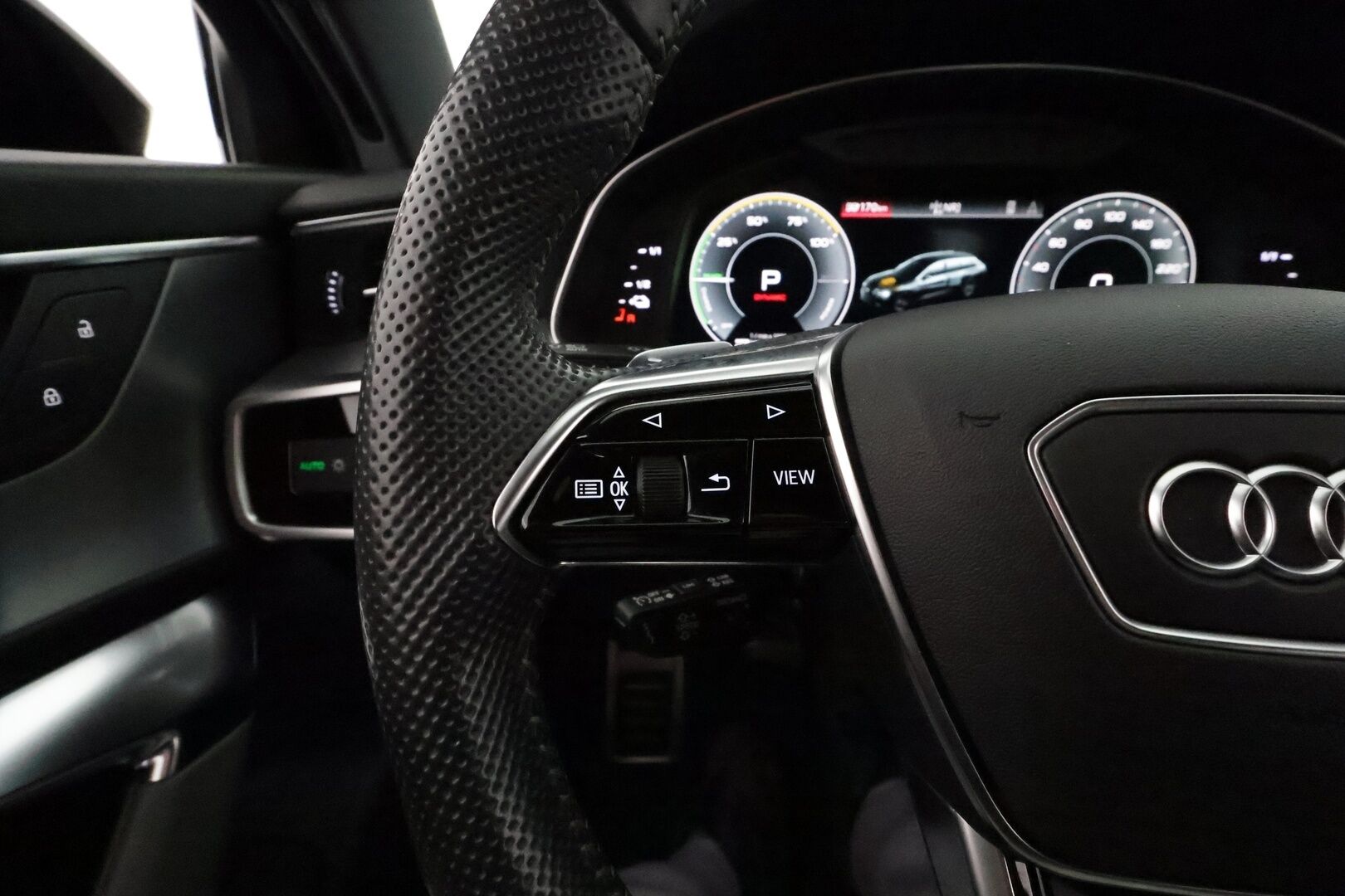 Audi A6 2021 Avant 55 TFSI e quattro S-tronic Electrified S Line **Koukku / ACC / Matrix-LED / P.Kamera / Sportpenkit** - 2x Latauskaapelit / Kahdet Renkaat / Merkkihuollettu! - HULLUT JOULUT KORKOTARJOUS 2,49% 