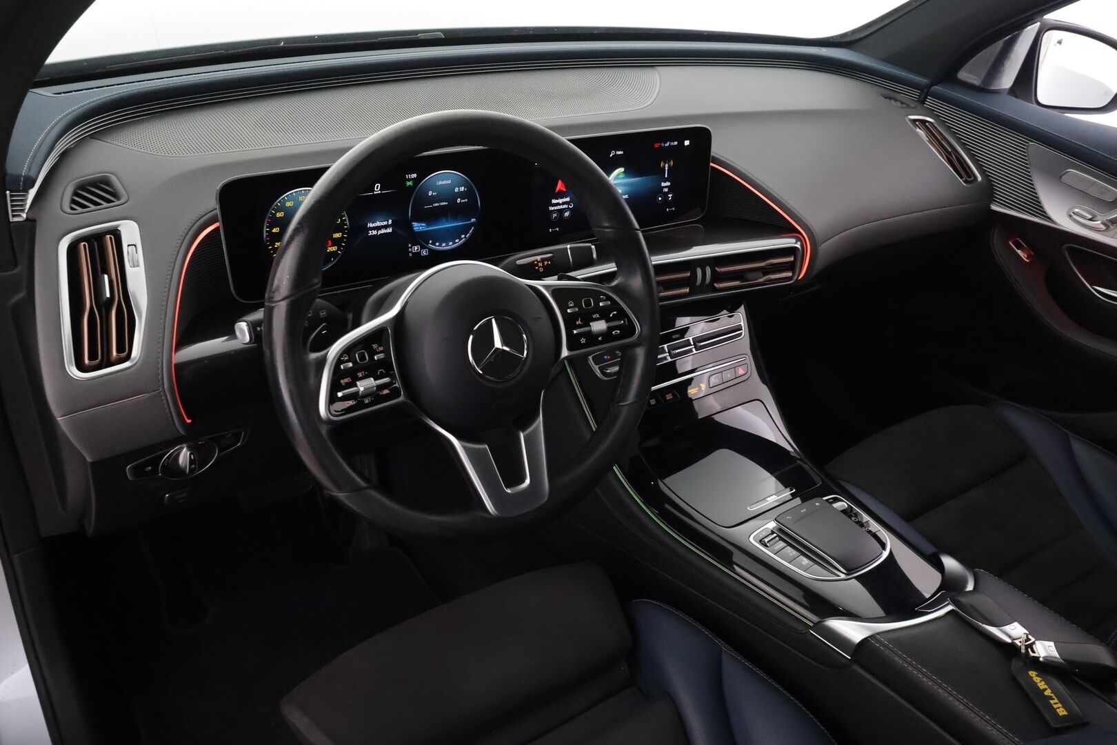 Mercedes-Benz EQC 2021 400 4Matic Edition 1886 - | Distronic+ | Akkukäyttöinen | Burmester | Widescreen | Lasikattoluukku | Muistipenkit | 360-Kamera | Keyless | Apple&Android | Kahdet Renkaat |