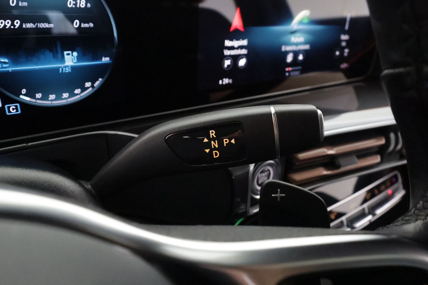 Mercedes-Benz EQC 2021 400 4Matic Edition 1886 - | Distronic+ | Akkukäyttöinen | Burmester | Widescreen | Lasikattoluukku | Muistipenkit | 360-Kamera | Keyless | Apple&Android | Kahdet Renkaat |