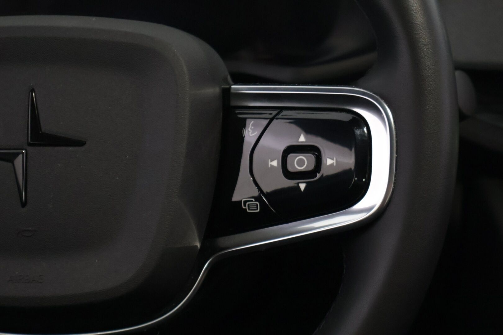 POLESTAR 2 2022 Standard Range Single Motor, 170kW, 64kWh - *Digimittaristo / KeylessGo / P.Kamera / Navi / Carplay / Sähköluukku*
