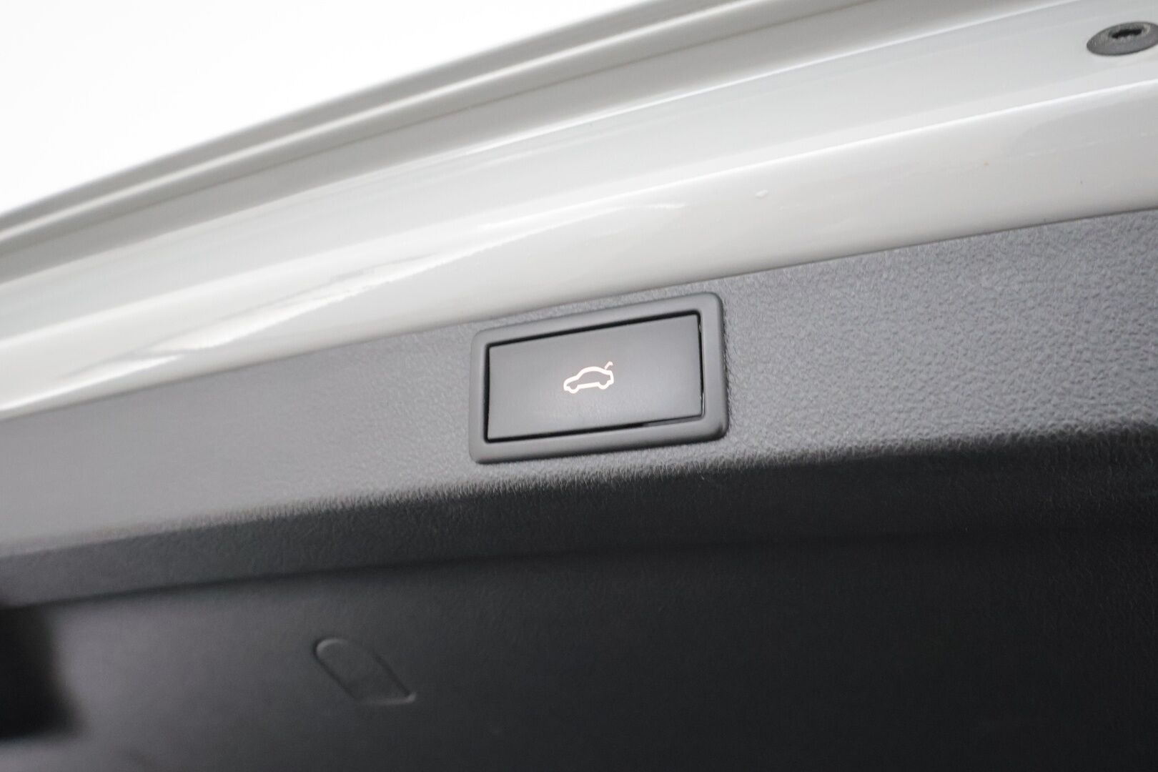 Skoda Octavia 2021 Combi 1.4 TSI PHEV RS iV DSG * ACC / Webasto / HUD / Skoda crystal Matrix-LED / Muistipenkit / P.Kamera / Keyless * - Merkkihuollettu / Kahdet Renkaat / 2x Lataus - HULLUT AVAJAISHULINAT KORKOTARJOUS 3,29 %