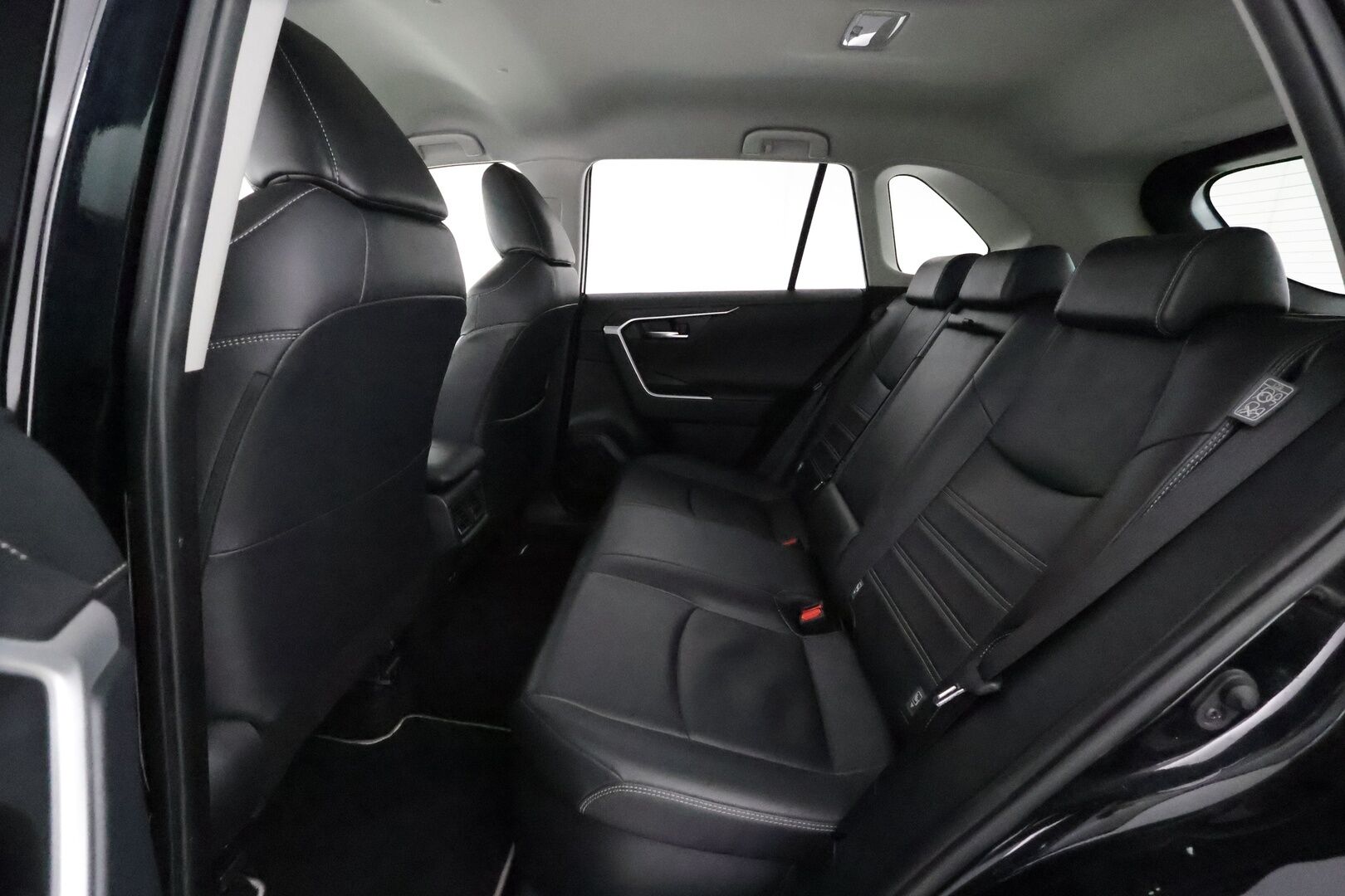 Toyota RAV4 2020 2,5 Hybrid AWD-i Premium ** Adapt.Vakkari / P.Kamera / LED-valot / Muistipenkki / Koukku / Kaistavahti ** - 3,99 % KORKOTARJOUS TÄHÄN AUTOON - 2x Renkaat