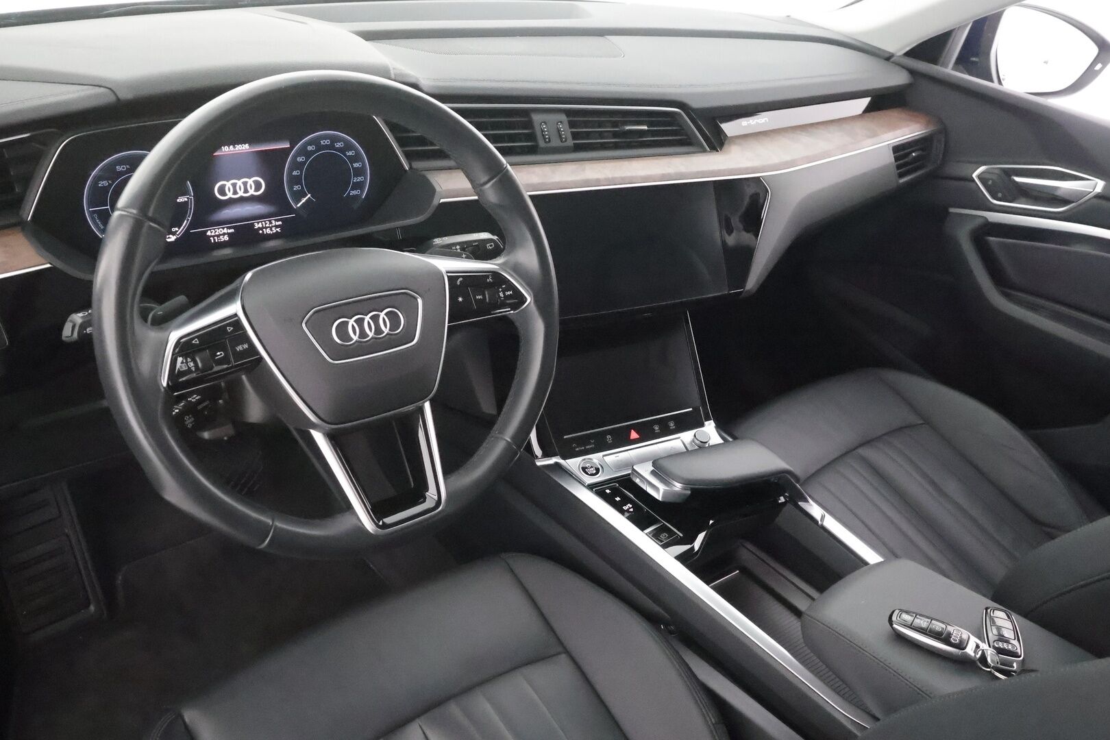 Audi e-tron 2022 Advanced 55 quattro S line - | ACC | Lisälämmitin | LED | P.kamera | muistipenkki | Keyless | Nahat | Apple&Android | Kahdet Renkaat |