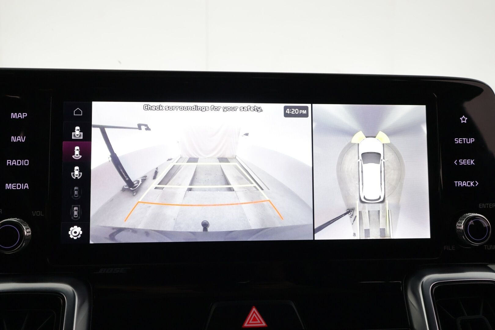 Kia Sorento 2021 1,6 T-GDI Plug-in Hybrid AWD Business Luxury AT 7-P * ACC / HUD / Bose / Panorama / Koukku / Ilmastoidut nahat * - 360° / Kahdet renkaat aluvanteilla / Merkkihuollettu / Huippuvarusteet - HULLUT AVAJAISHULINAT KORKOTARJOUS 3,29 %