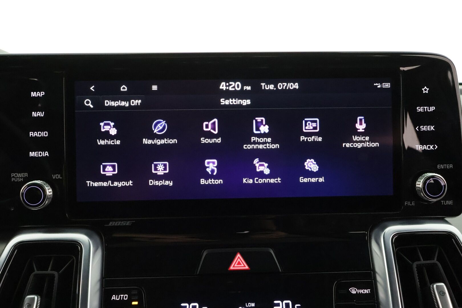 Kia Sorento 2021 1,6 T-GDI Plug-in Hybrid AWD Business Luxury AT 7-P * ACC / HUD / Bose / Panorama / Koukku / Ilmastoidut nahat * - 360° / Kahdet renkaat aluvanteilla / Merkkihuollettu / Huippuvarusteet - HULLUT AVAJAISHULINAT KORKOTARJOUS 3,29 %