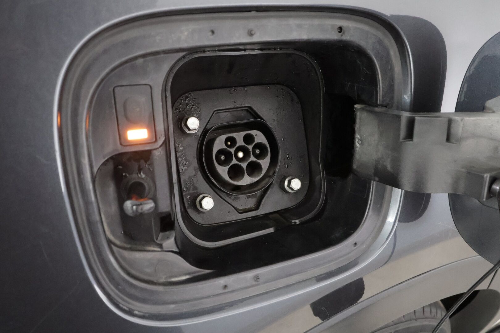 Kia Sorento 2021 1,6 T-GDI Plug-in Hybrid AWD Business Luxury AT 7-P * ACC / HUD / Bose / Panorama / Koukku / Ilmastoidut nahat * - 360° / Kahdet renkaat aluvanteilla / Merkkihuollettu / Huippuvarusteet - HULLUT AVAJAISHULINAT KORKOTARJOUS 3,29 %