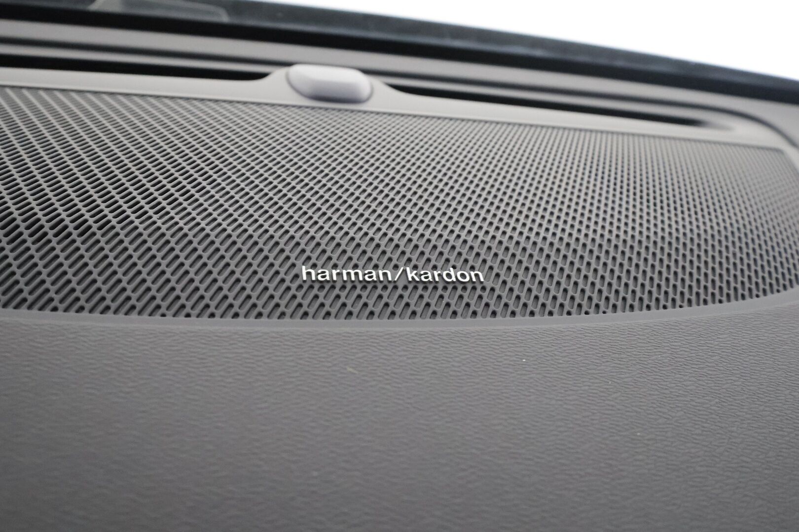 Volvo V60 2020 T6 TwE AWD Business Inscription aut - | ACC | Webasto | Koukku | Muistipenkki | H/K | Full LED | Sporttinahat | Keyless | Apple&Android | Kahdet Renkaat | 