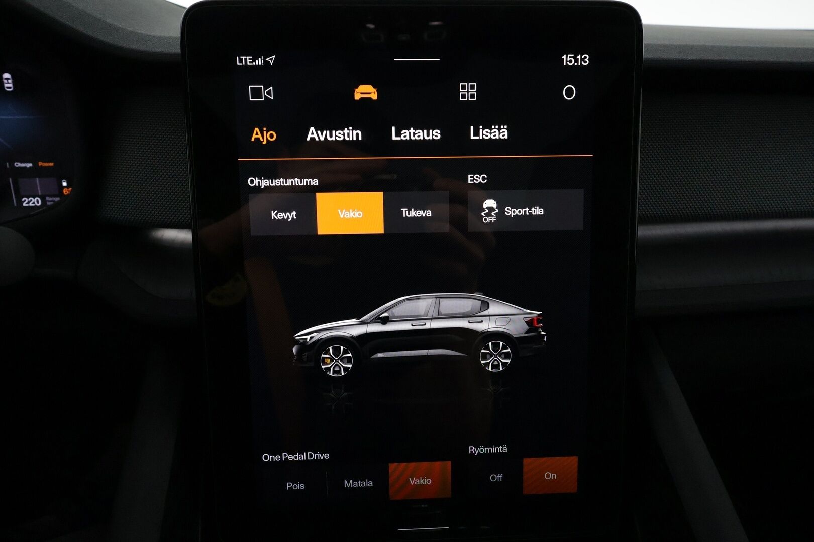 Polestar 2 2022 Long Range Dual Motor Performance, 300kW, 78kWh **Lämpöpumppu / Koukku / HarmanKardon / Lasikatto / Muistipenkki / 360 Kamera / Apple&Android / Keyless** - 3,99 % KORKOTARJOUS TÄHÄN AUTOON - Performance & Pilot & Plus -paketit / Akku kuntotarkistettu / Kahdet vanteet
