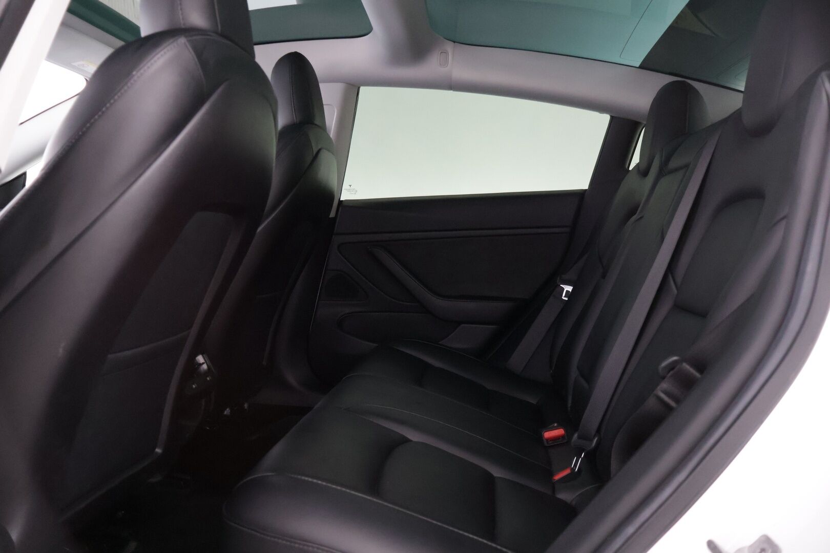 Tesla MODEL 3 2019 Standard RWD Plus ** 2x renkaat & vanteet / FSD / LED / Premium Audio ** - *Katsastus voimassa 11.6.2026 saakka! / Fiksut kilometrit!* - HULLUT JOULUT KORKOTARJOUS 2,49% 