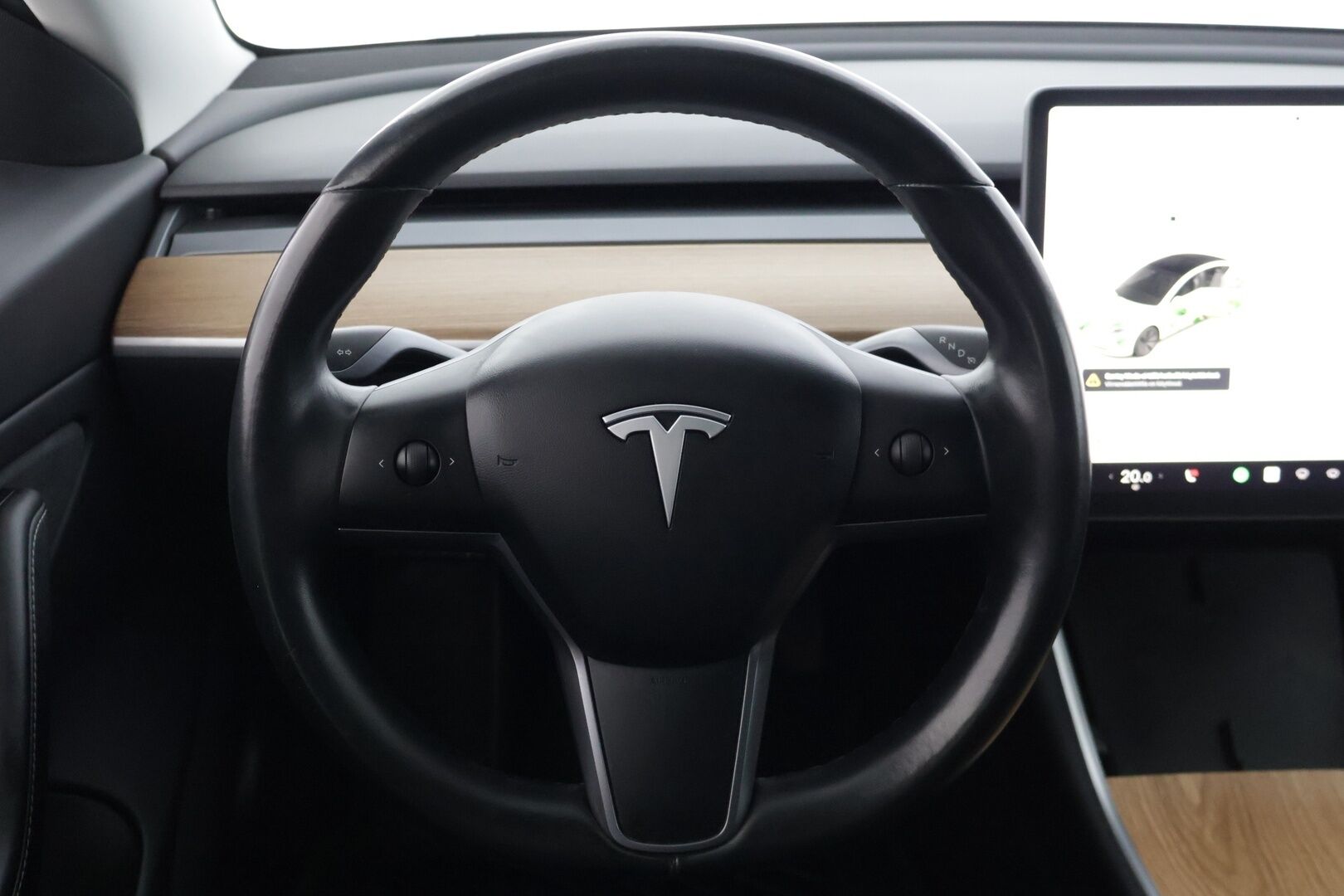Tesla MODEL 3 2019 Standard RWD Plus ** 2x renkaat & vanteet / FSD / LED / Premium Audio ** - *Katsastus voimassa 11.6.2026 saakka! / Fiksut kilometrit!*