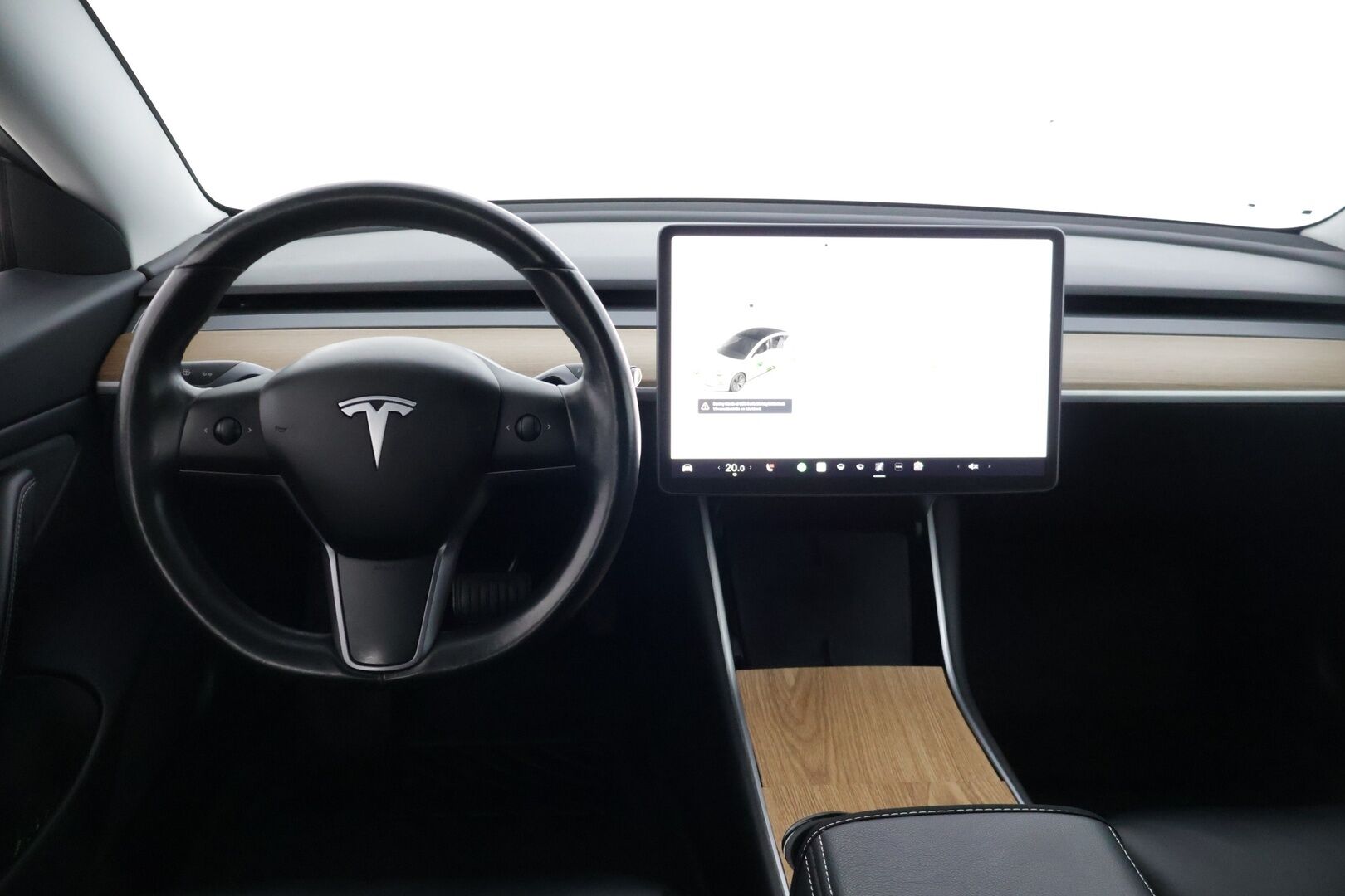 Tesla MODEL 3 2019 Standard RWD Plus ** 2x renkaat & vanteet / FSD / LED / Premium Audio ** - *Katsastus voimassa 11.6.2026 saakka! / Fiksut kilometrit!*