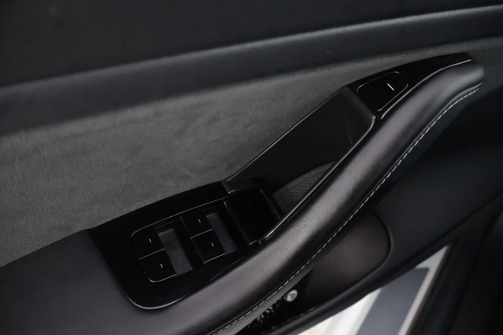 Tesla MODEL 3 2019 Standard RWD Plus ** 2x renkaat & vanteet / FSD / LED / Premium Audio ** - *Katsastus voimassa 11.6.2026 saakka! / Fiksut kilometrit!* - HULLUT JOULUT KORKOTARJOUS 2,49% 