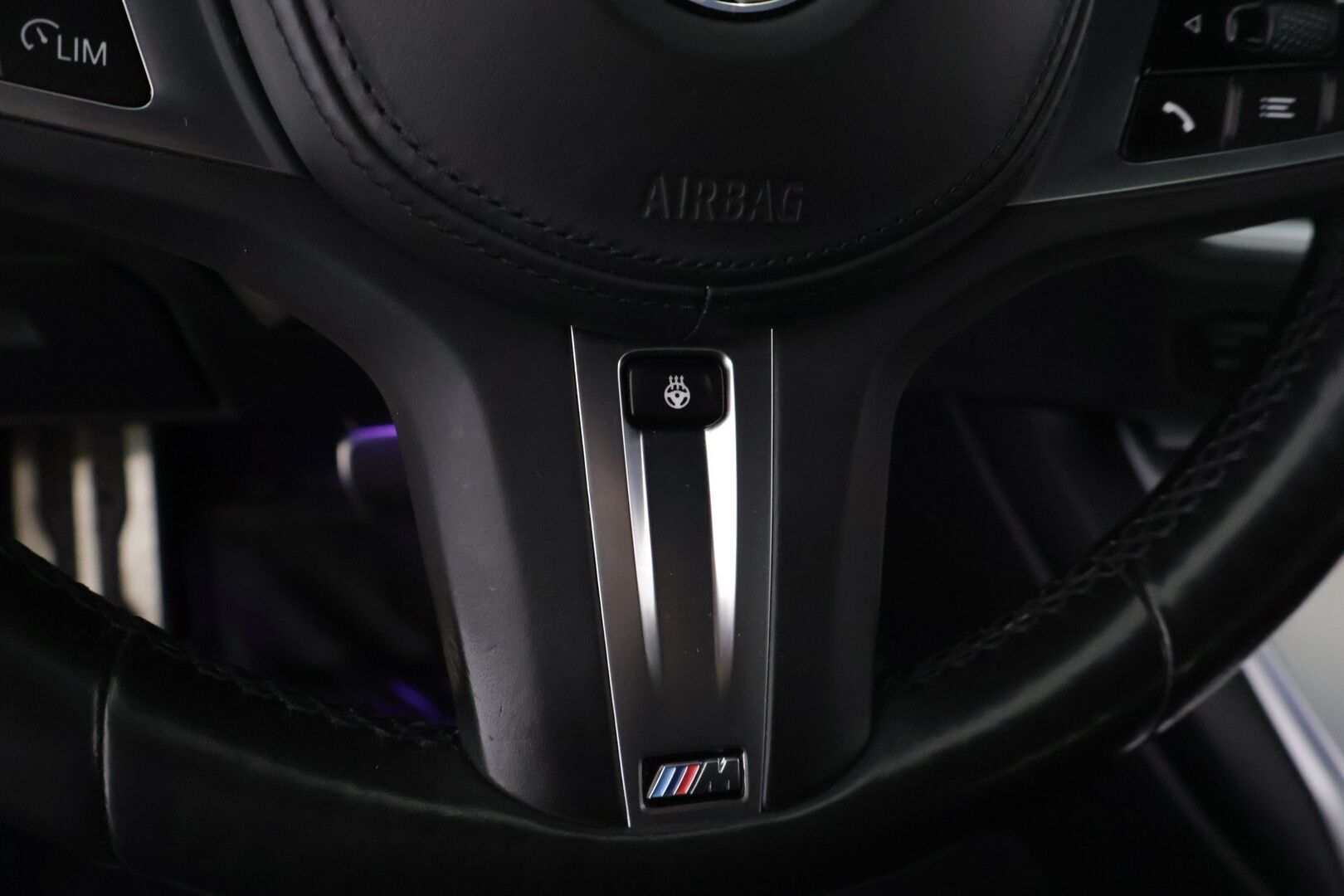 BMW 330 2021 G20 Sedan 330e A xDrive Business M Sport * LASER / Hifit / Koukku / Muistipenkit / Comfort acces / HUD* - Osta nyt, maksa vasta ensi vuonna