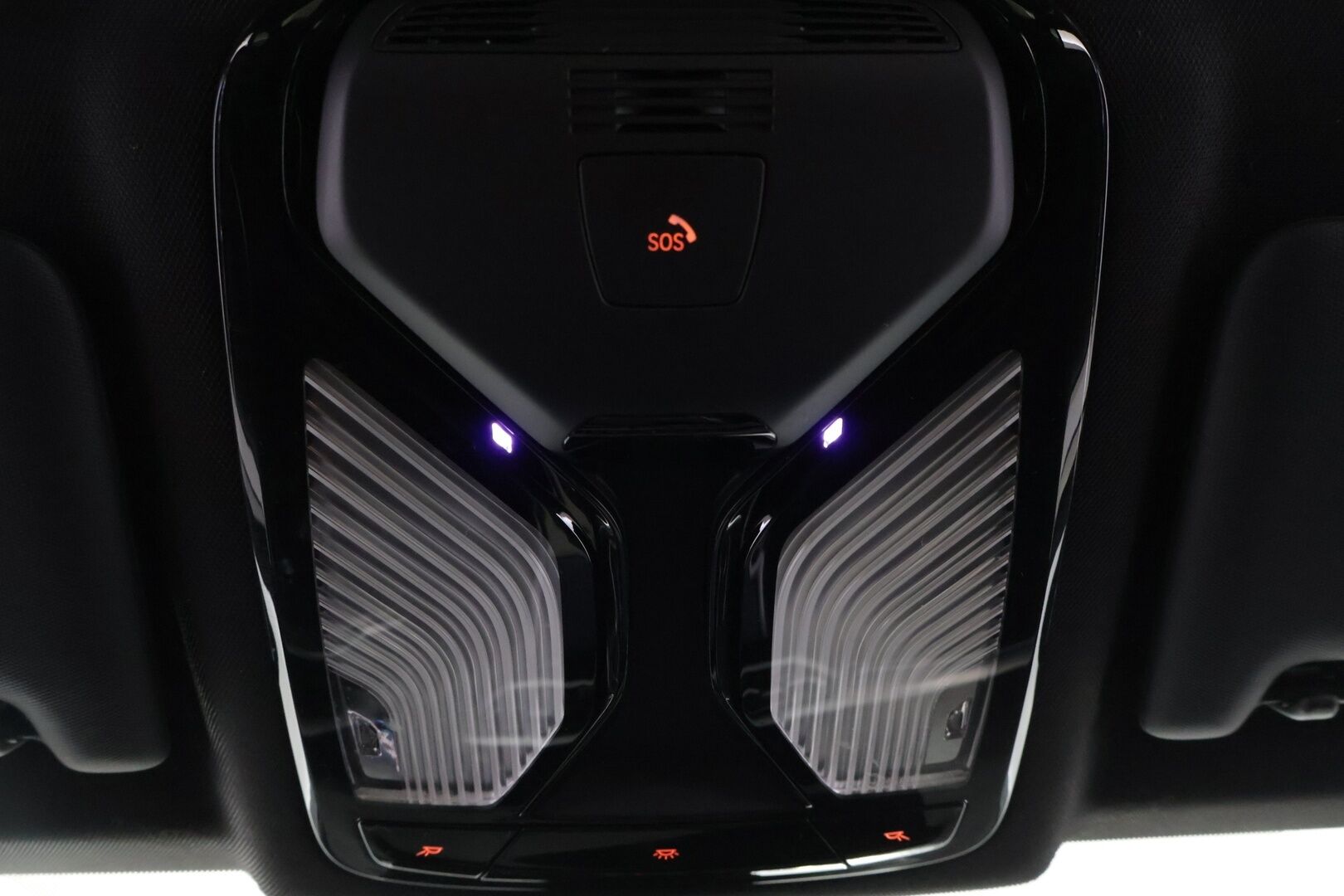 BMW 330 2021 G20 Sedan 330e A xDrive Business M Sport * LASER / Hifit / Koukku / Muistipenkit / Comfort acces / HUD* - Osta nyt, maksa vasta ensi vuonna