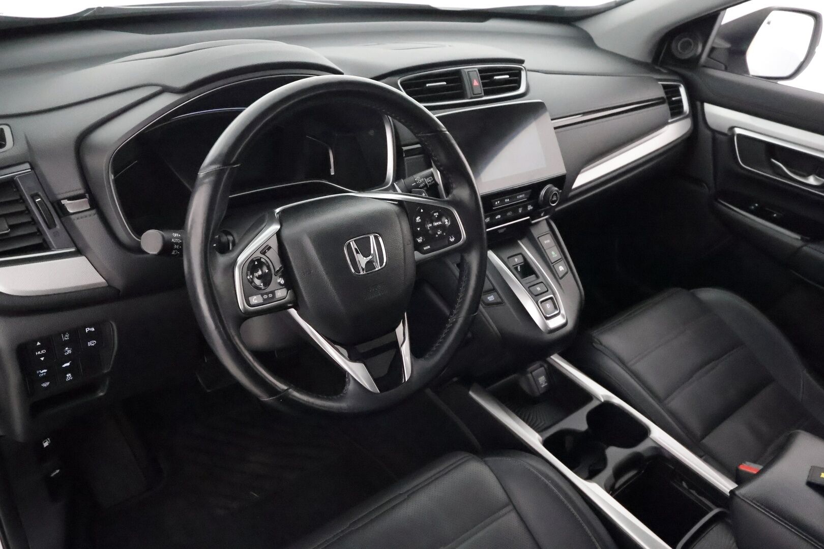 Honda CR-V 2019 Hybrid Executive AWD AT - 3,99 % KORKOTARJOUS TÄHÄN AUTOON - Adapt.Vakkari / HUD / Vetokoukku / Nahkasisusta / Panorama / Peruutuskamera / BLIS / Merkkihuollot / Lohko & Sisäpistoke / Supervarusteet!