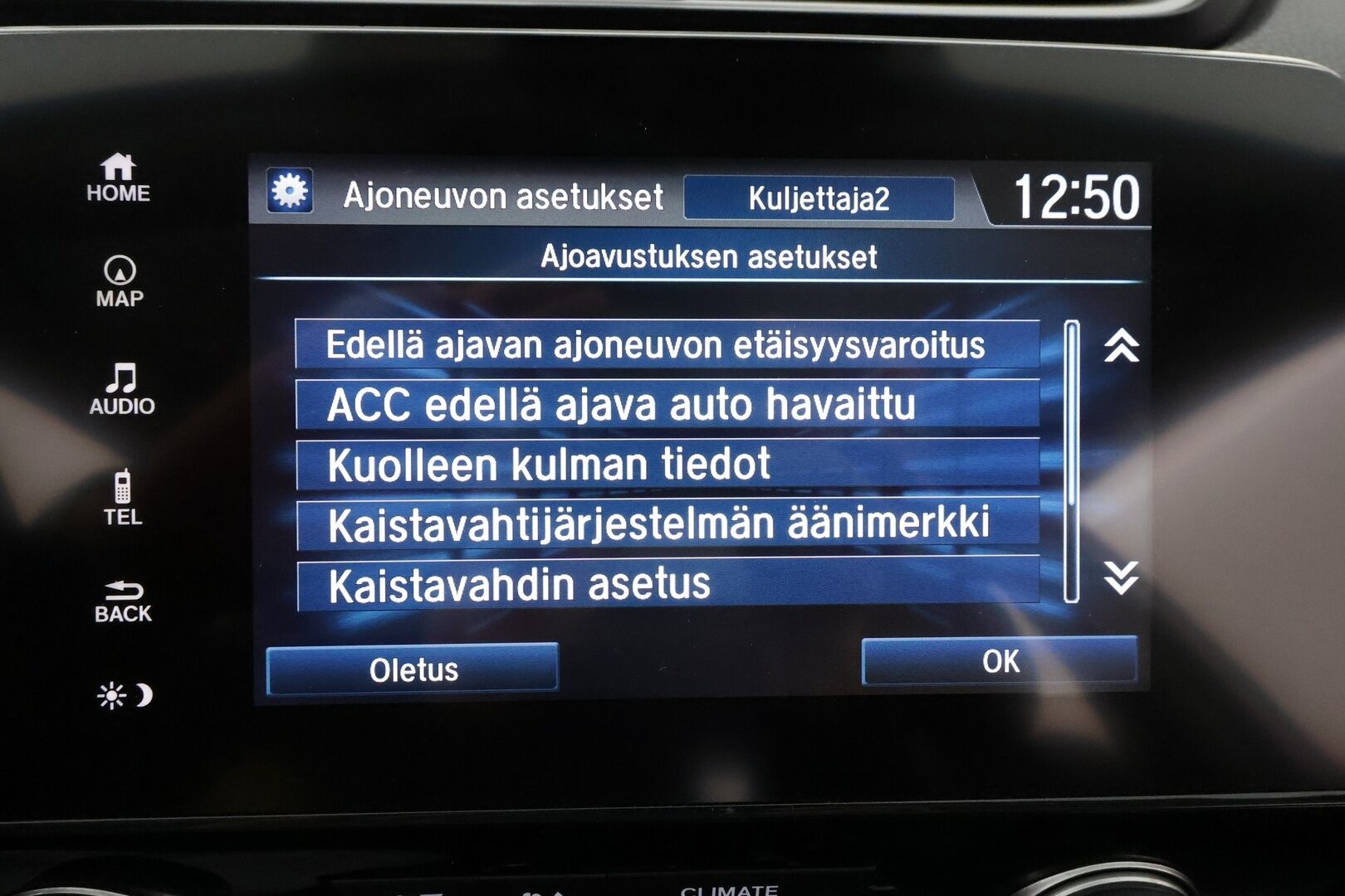 Honda CR-V 2019 Hybrid Executive AWD AT - 3,99 % KORKOTARJOUS TÄHÄN AUTOON - Adapt.Vakkari / HUD / Vetokoukku / Nahkasisusta / Panorama / Peruutuskamera / BLIS / Merkkihuollot / Lohko & Sisäpistoke / Supervarusteet!