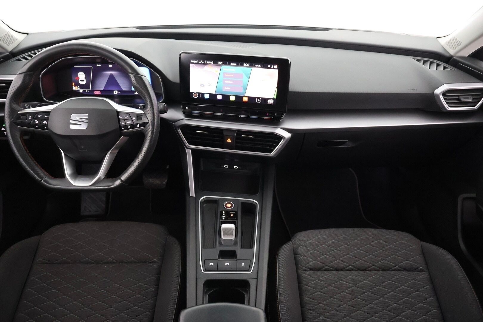 Seat Leon 2021 1,4 PHEV 204 eHybrid FR DSG - SoH 91,9% | Vakkari | LED |  P. Kamera | Navi | KeyLessGo | Apple & Android