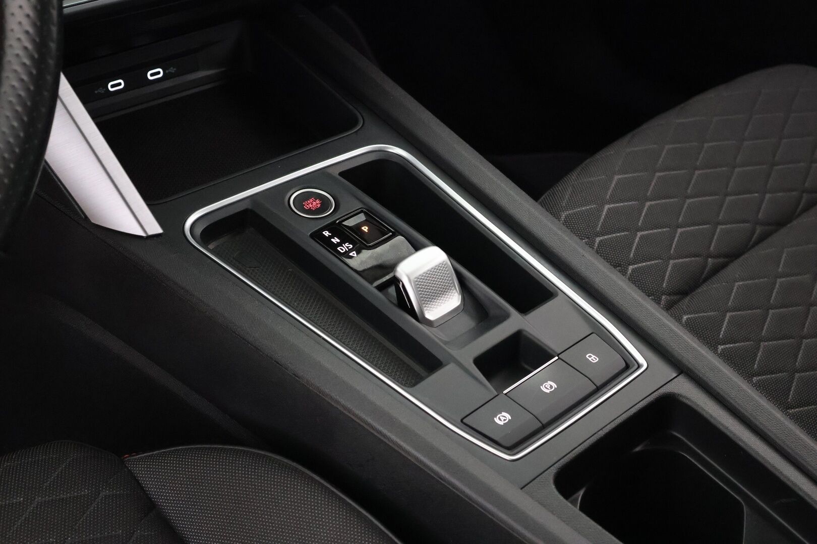 Seat Leon 2021 1,4 PHEV 204 eHybrid FR DSG - SoH 91,9% | Vakkari | LED |  P. Kamera | Navi | KeyLessGo | Apple & Android