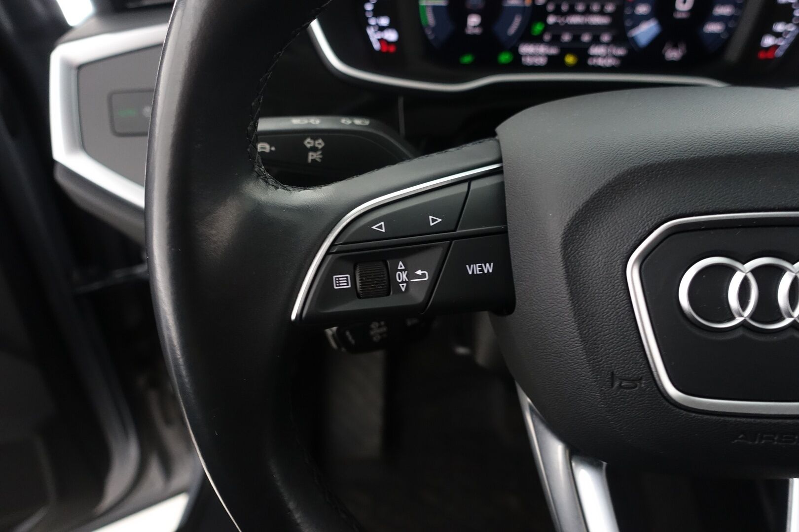 Audi Q3 2021 Sportback Business 45 TFSI e 180 kW S tronic Electrified Edition - | ACC | Digimittaristo | Koukku | P.Kamera | Sporttipenkit | 2x Renkaat & Vanteet |