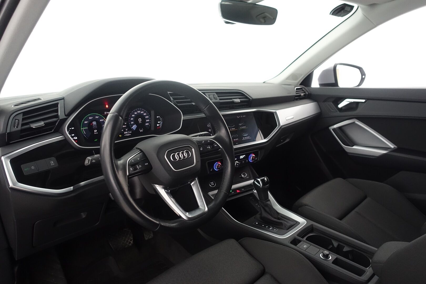 Audi Q3 2021 Sportback Business 45 TFSI e 180 kW S tronic Electrified Edition - | ACC | Digimittaristo | Koukku | P.Kamera | Sporttipenkit | 2x Renkaat & Vanteet |