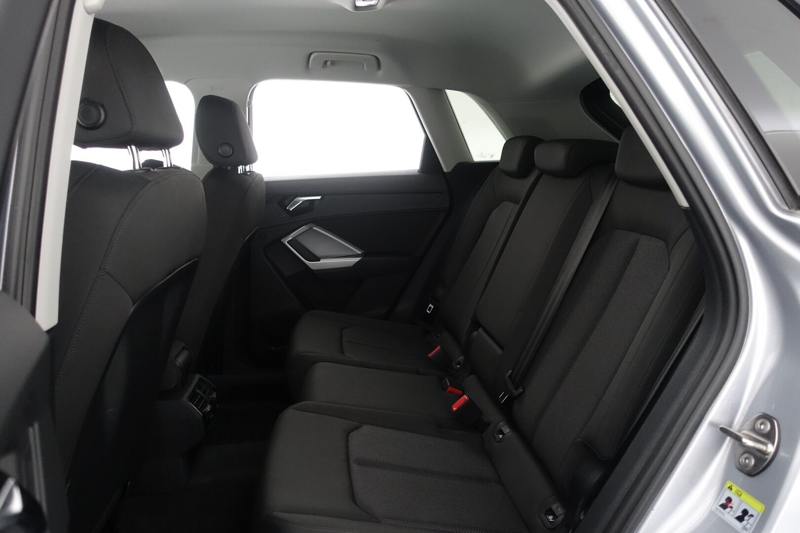 Audi Q3 2021 Sportback Business 45 TFSI e 180 kW S tronic Electrified Edition - | ACC | Digimittaristo | Koukku | P.Kamera | Sporttipenkit | 2x Renkaat & Vanteet |