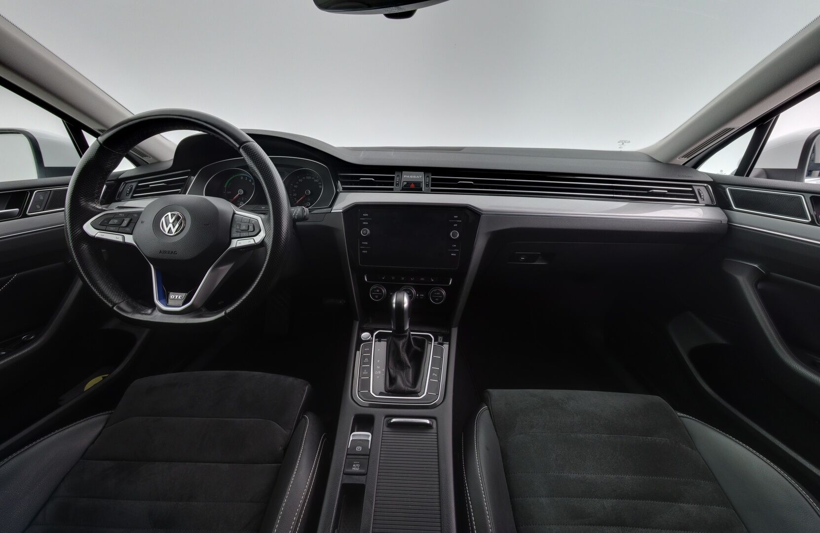 VOLKSWAGEN PASSAT 2020 1.4 TSI GTE Plug-in Executive - Adapt. Vakkari | Matrix-LED | Koukku |P-Kamera | Nahka-alcantara | Navi 